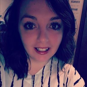 Meet your Posher, Brianna